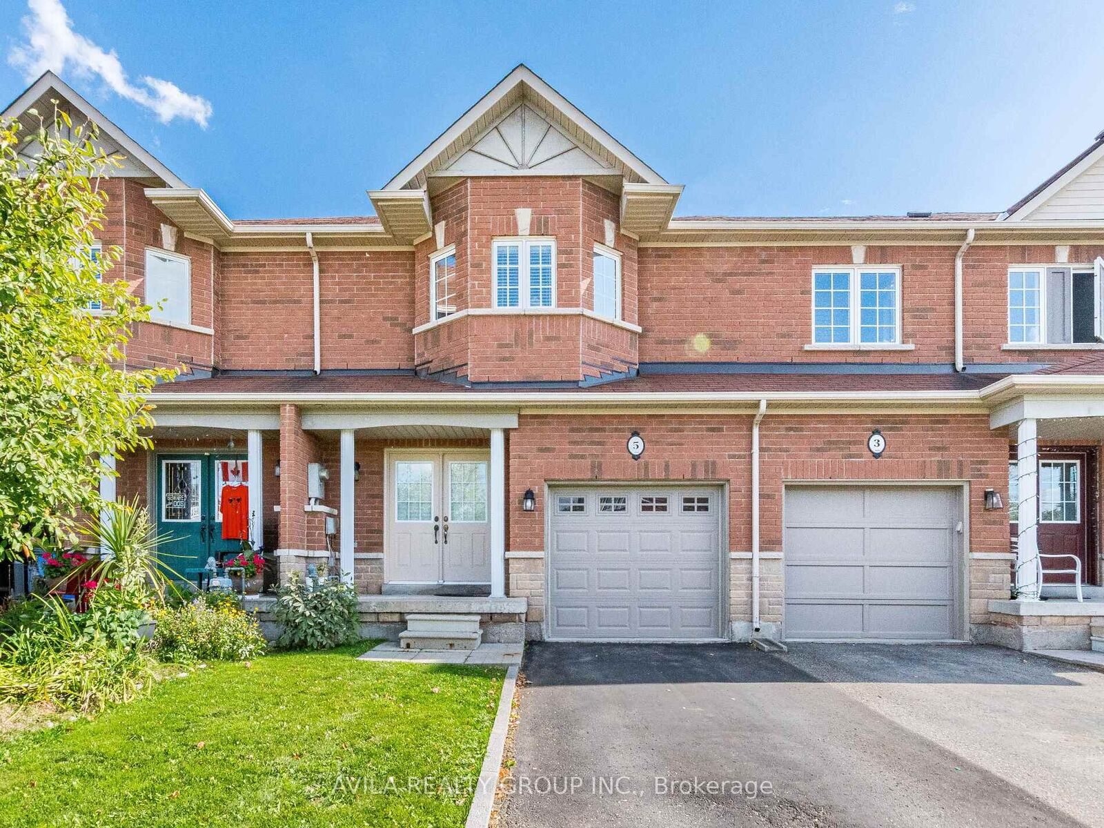 Photo de la propriété:  5 Copperfield Road  ON L6Z 0C8 