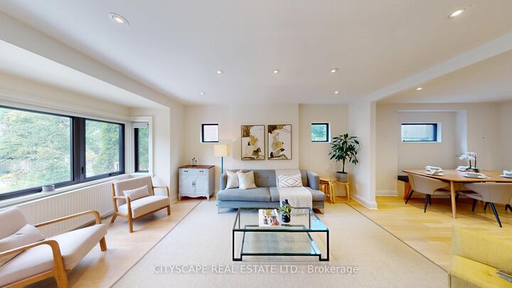 Property Photo: 25 Oswald Crescent ON M4S 2H5