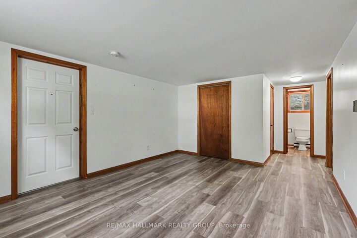 Property Photo:  29 Gore Street W 4  ON K7H 2L9 