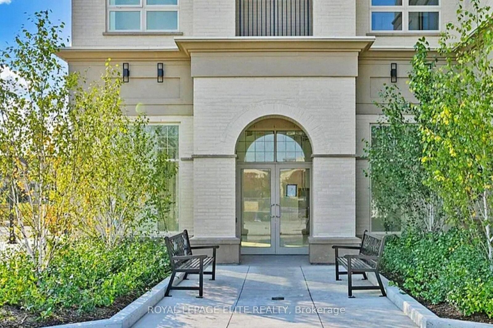 Property Photo:  101 Cathedral High Street S 313  ON L6C 3L8 