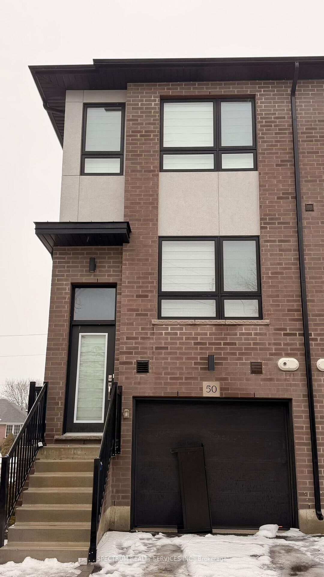 Property Photo:  720 Grey Street 50  ON N3S 0K2 