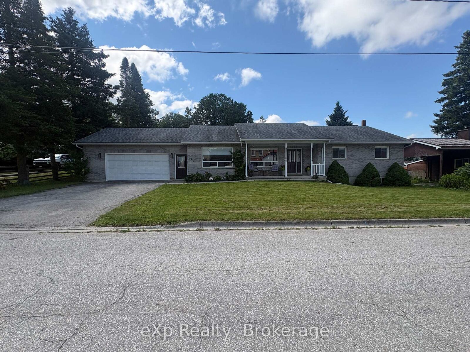 Property Photo: 23 12th Street SE ON N0G 1L0