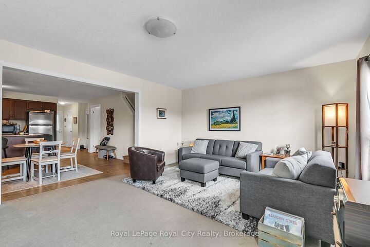 Property Photo:  355 Macalister Boulevard 9  ON N1G 0C7 