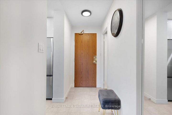 Property Photo:  1700 Eglinton Avenue E 721  ON M4A 2X4 