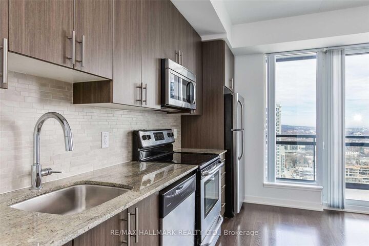 Property Photo: 225 Sackville Street 2102 ON M5A 3H1