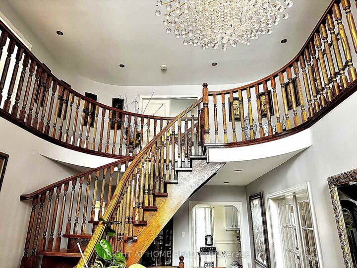 Property Photo: 32 Creston Road ON M6A 1J1