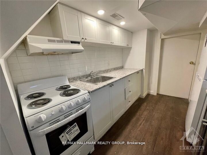 Property Photo:  466 O'Connor Street 1B  ON K1S 3P4 