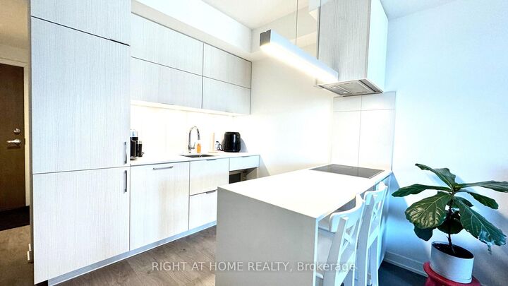 Property Photo:  20 Richardson Street 404  ON M5A 4J9 