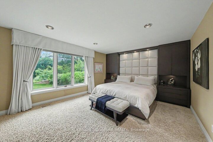 Property Photo: 57 Wimpole Drive ON M2L 2L2