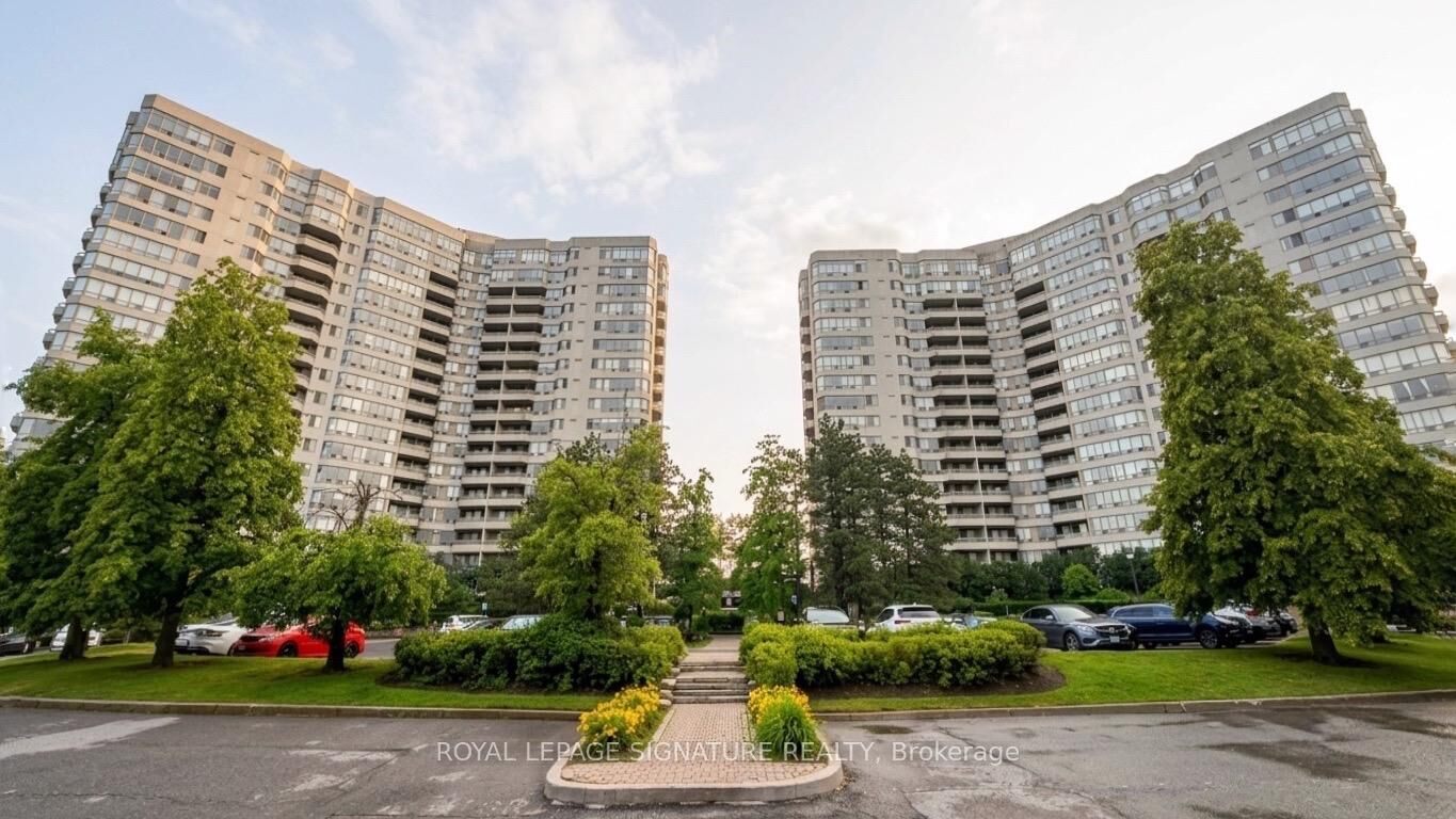 Photo de la propriété:  160 Alton Towers Circle 1610  ON M1V 4X8 