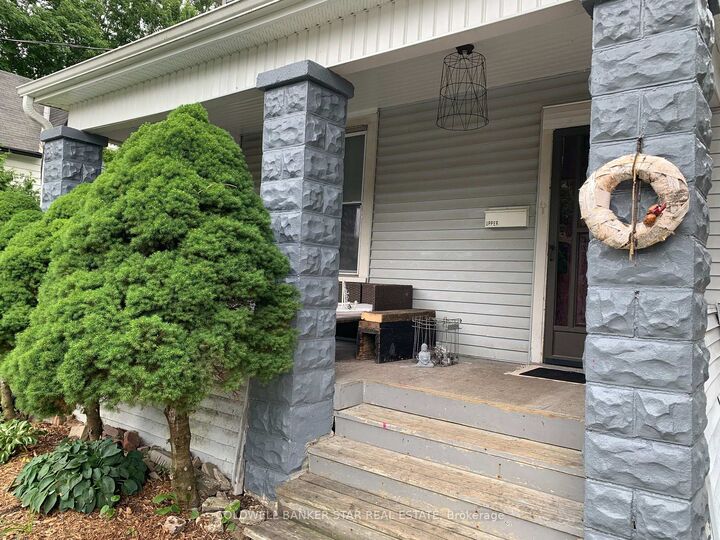 Property Photo:  40 Barnes Street  ON N5R 2V5 
