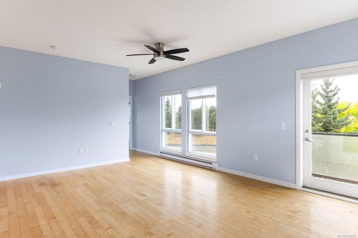 Property Photo:  4052 Douglas St #304  BC V8X 0A5 