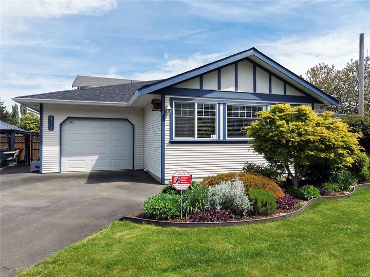 Property Photo: 972 Walfred Rd BC V9C 2P4