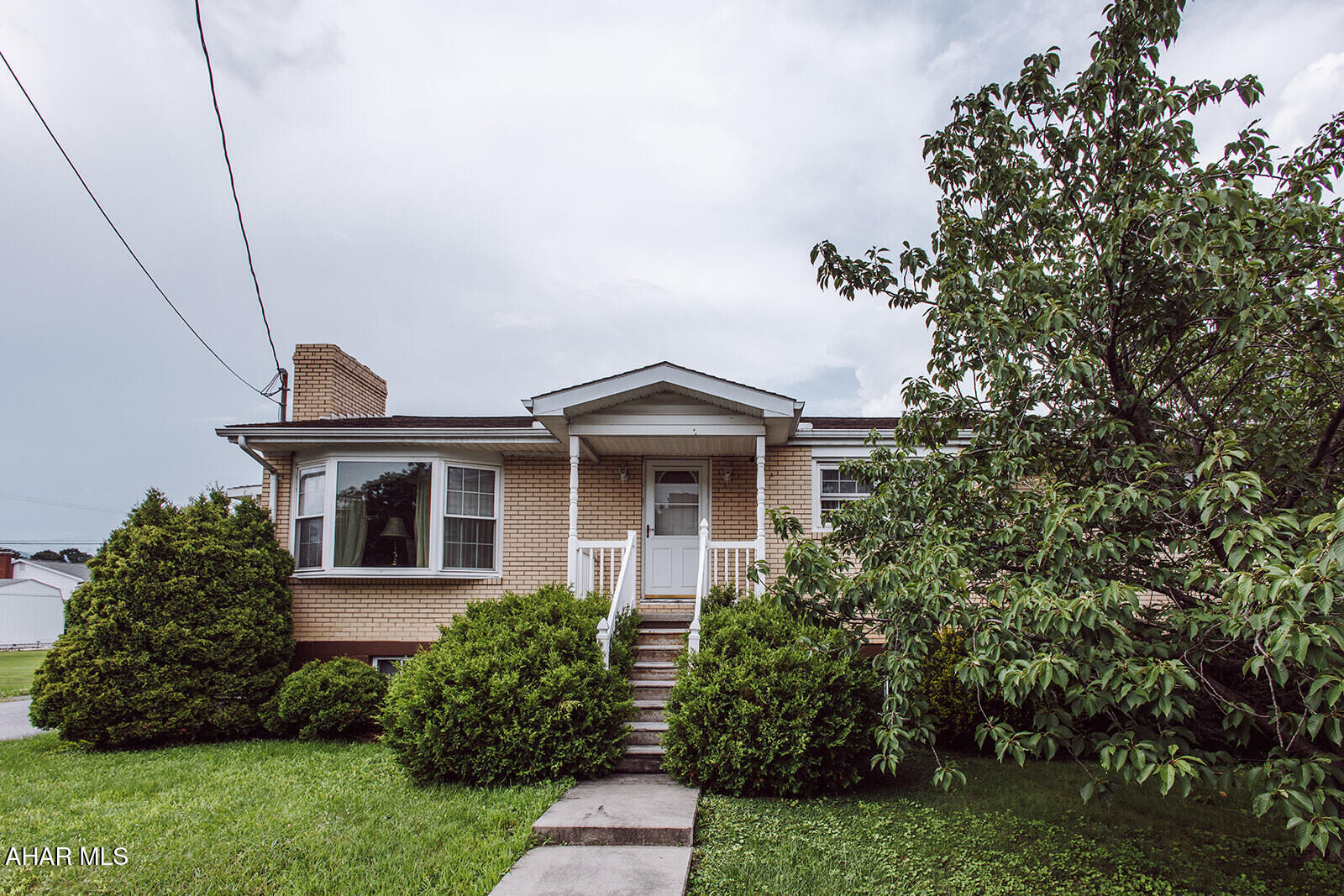 Property Photo: 1030 4th Avenue PA 16635