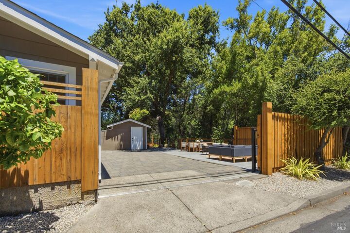 Property Photo:  5 Caletta Avenue  CA 94960 