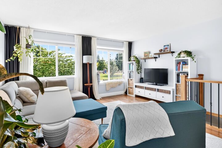 Property Photo: 32985 Desbrisay Avenue BC V2V 7R2