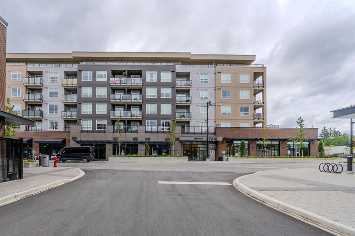 Property Photo: 27218 Aldergrove Town Centre Drive 413 BC V4W 3N7