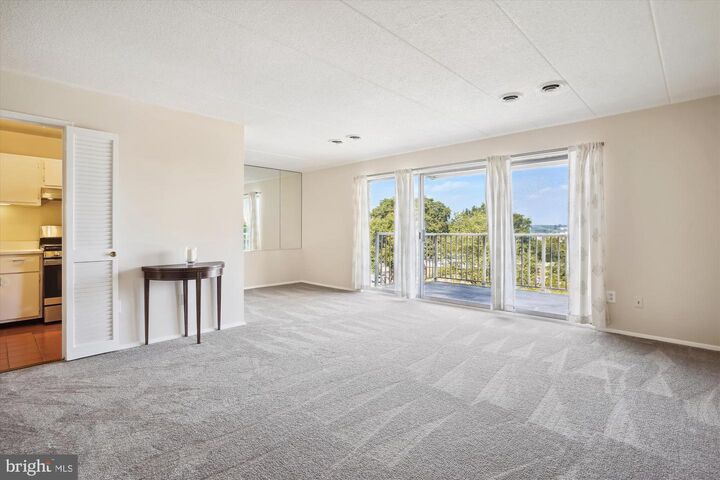 Property Photo:  2632 Wagon Drive 289  VA 22303 