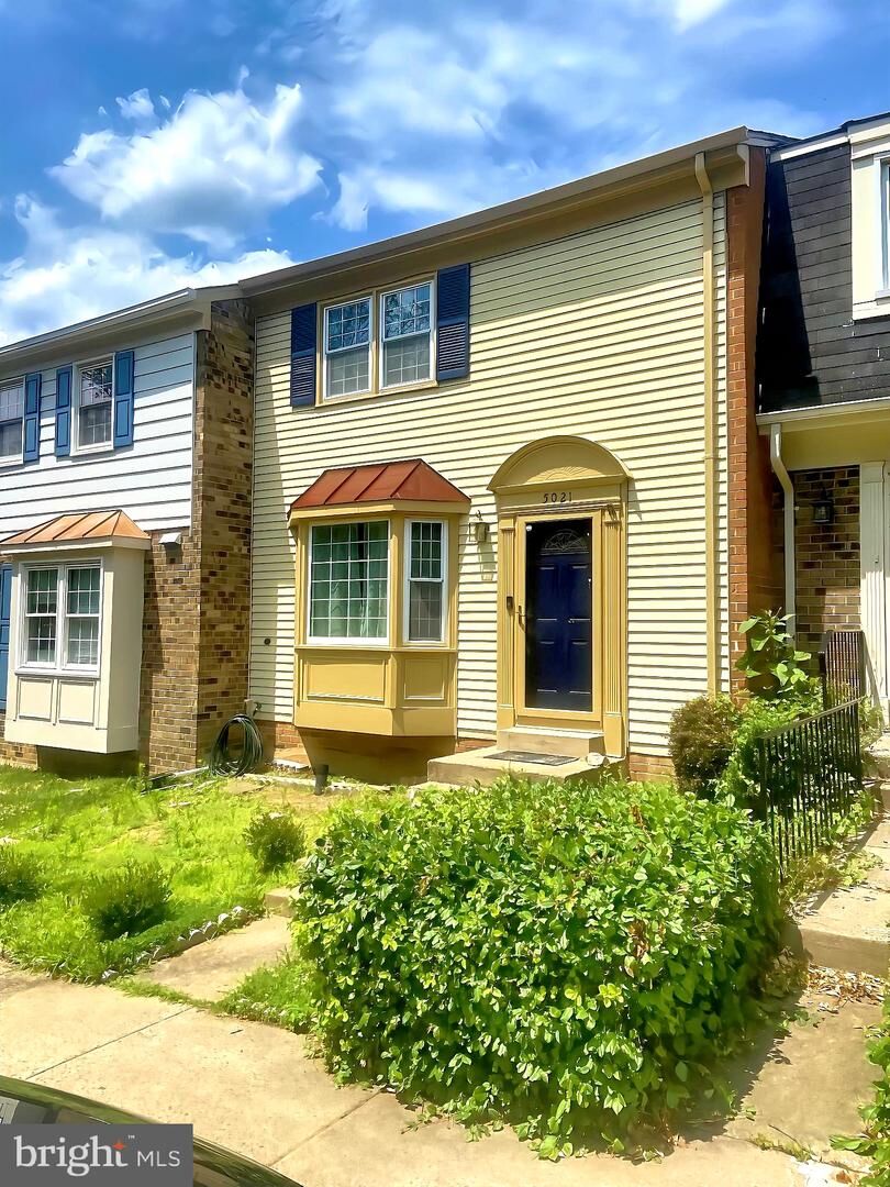 Property Photo: 5021 McFarland VA 22032