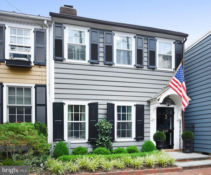 Property Photo:  624 S Saint Asaph Street  VA 22314 