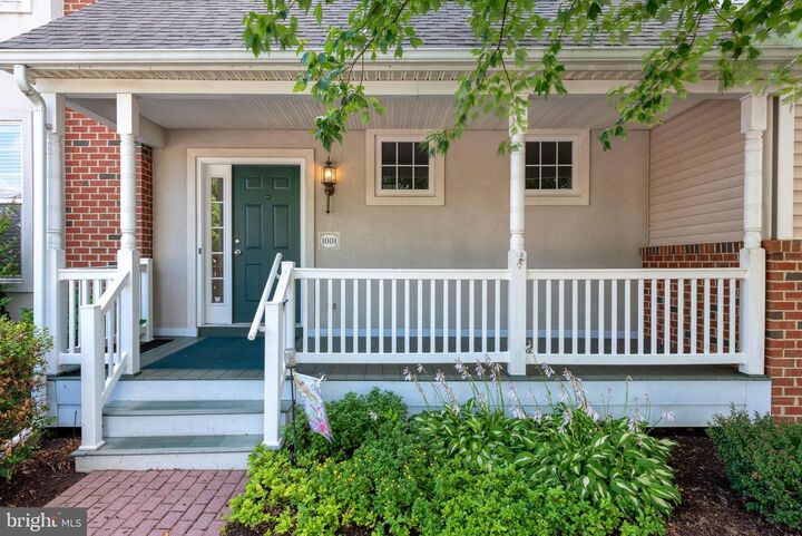 Property Photo: 1001 Kent Gdn PA 17543