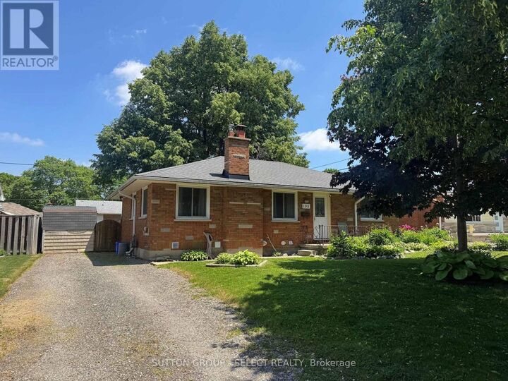 Property Photo:  198 Arlington Crescent  ON N5Z 3E1 