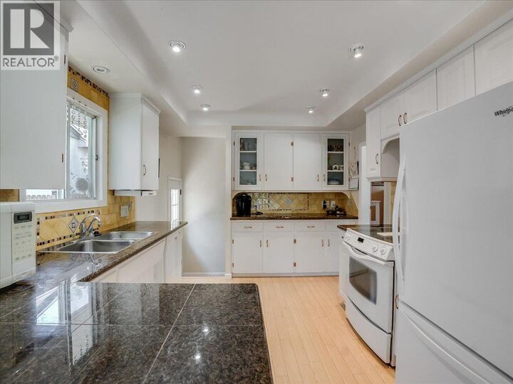Property Photo:  635 Jacobs Street  BC V1R 2C9 