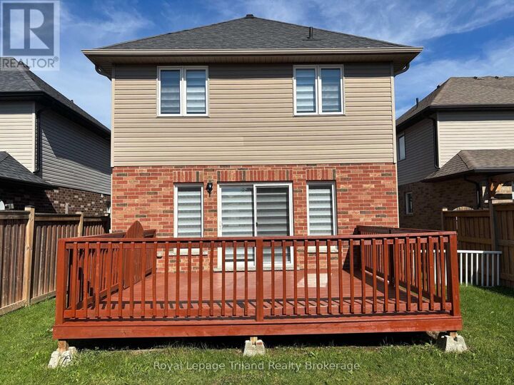 Property Photo: 129 Passchendaele Street ON N4T 0J3