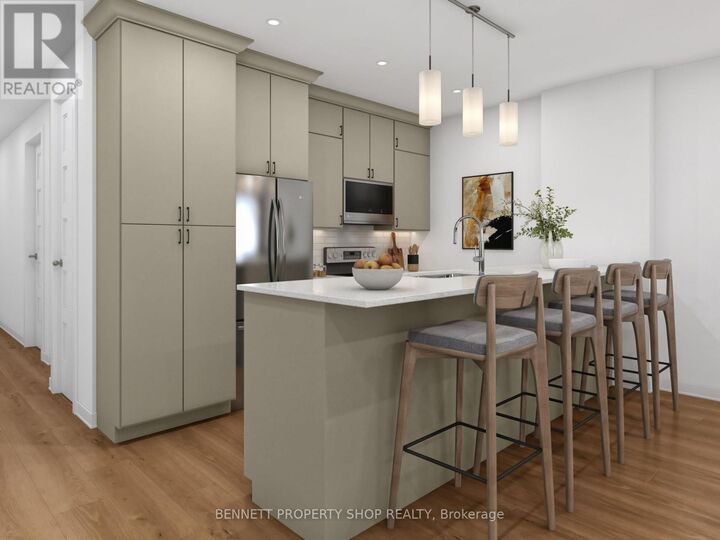 Property Photo: 105 Rosalie Ridge ON K1W 1G1