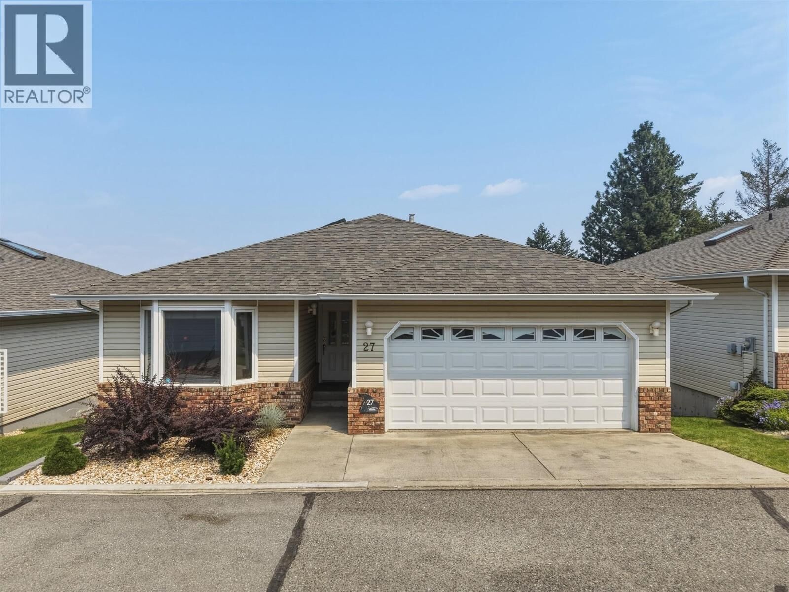 Property Photo:  2030 Van Horne Drive 27  BC V1S 1P6 