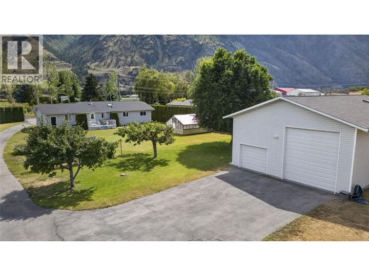 Property Photo: 3006 Orchard Drive BC V0X 1N1