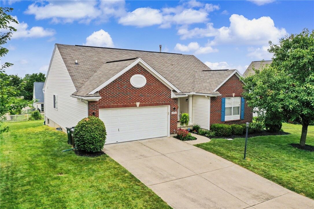 Property Photo: 10013 Oriole Court OH 45342