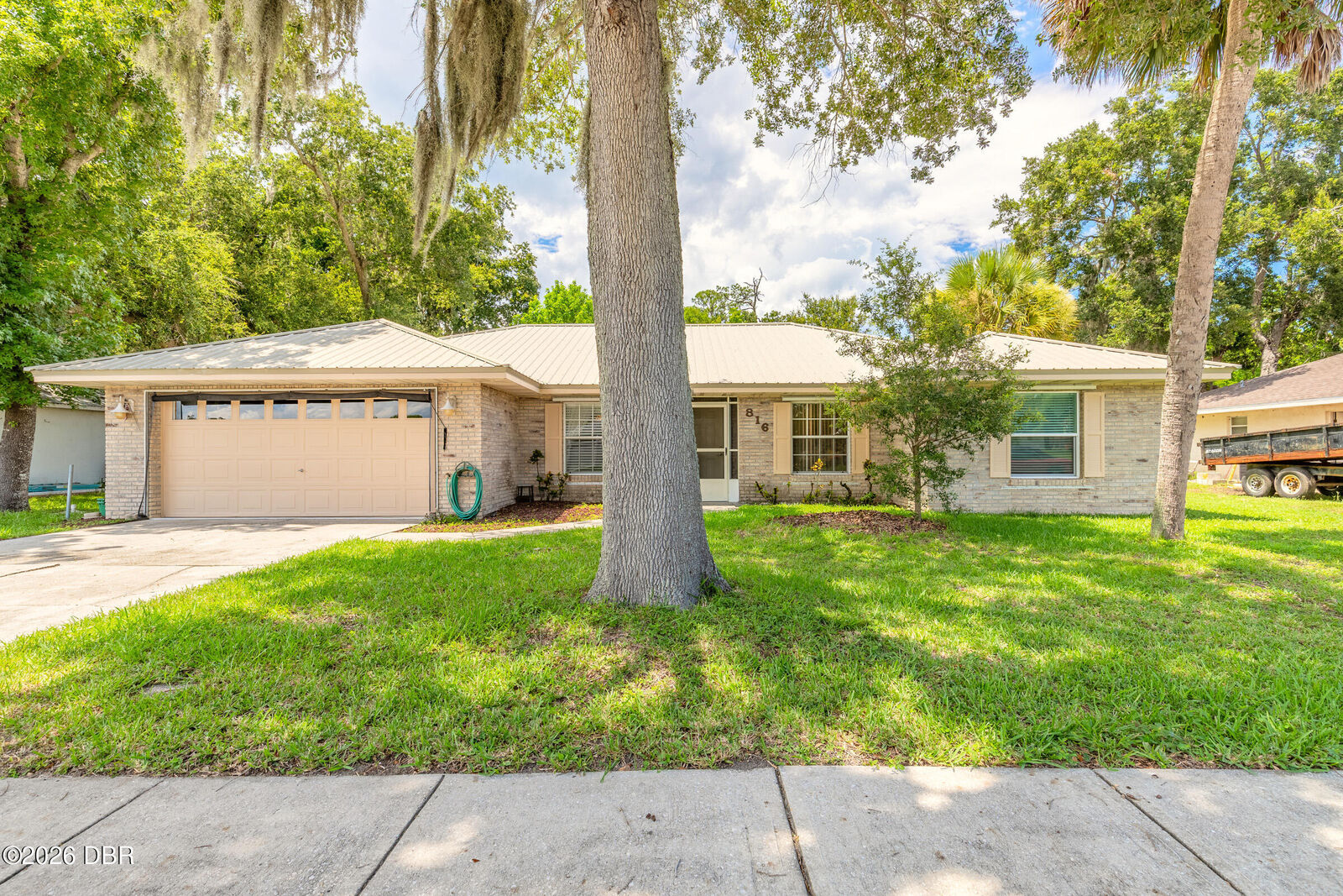 Property Photo: 816 Iron Horse Road FL 32114