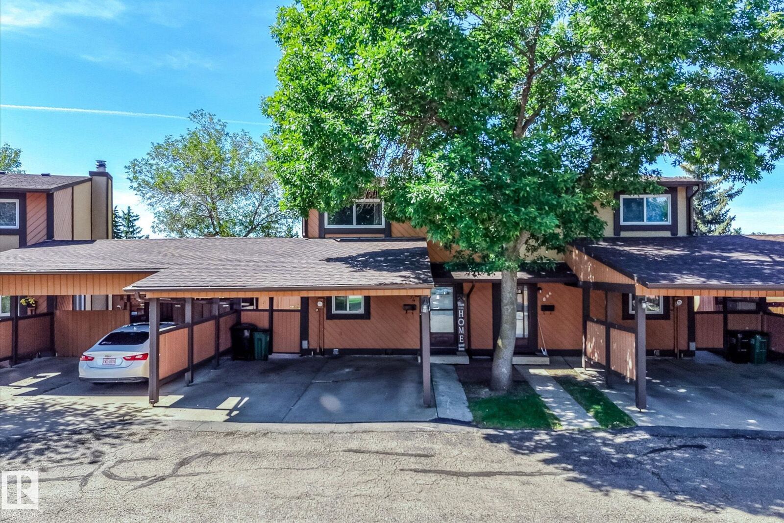 Property Photo: 894 Millbourne Road NW AB T6K 2K2