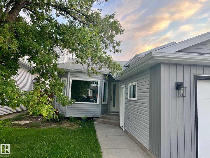 Property Photo:  3320 43 Street NW  AB T6L 6A4 