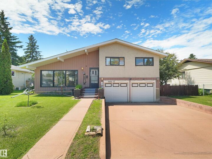 Property Photo:  9256 75 Street NW  AB T6C 2H4 