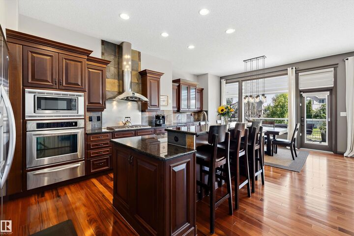 Property Photo:  533 Stewart Crescent SW  AB T6X 0A8 