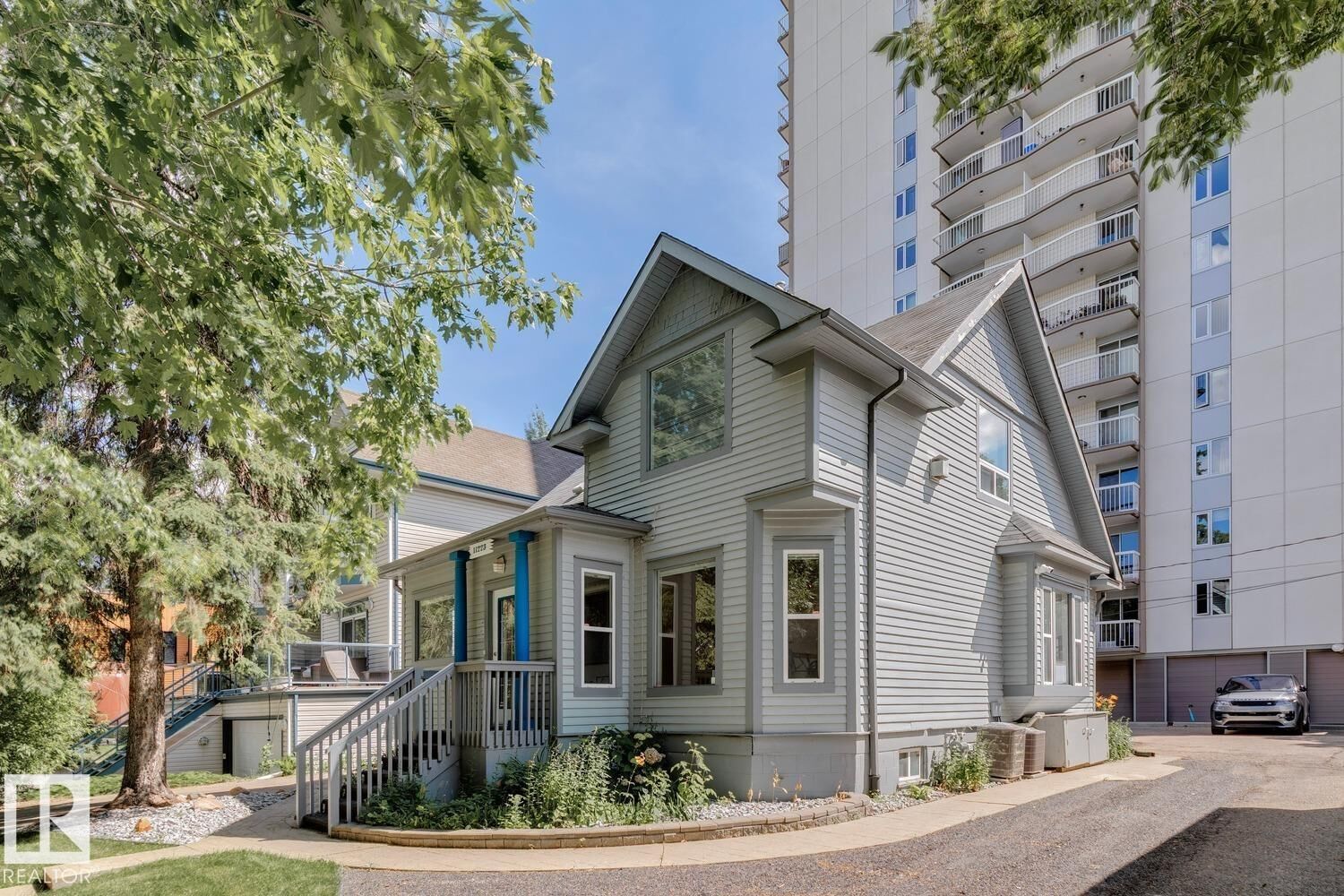 Property Photo: 11223 99 Avenue NW AB T5K 0G9