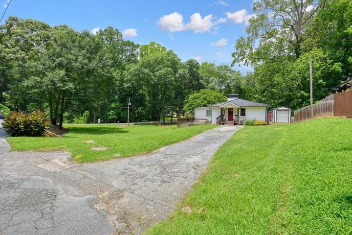 Property Photo:  4324 Worth Street NW  GA 30101 