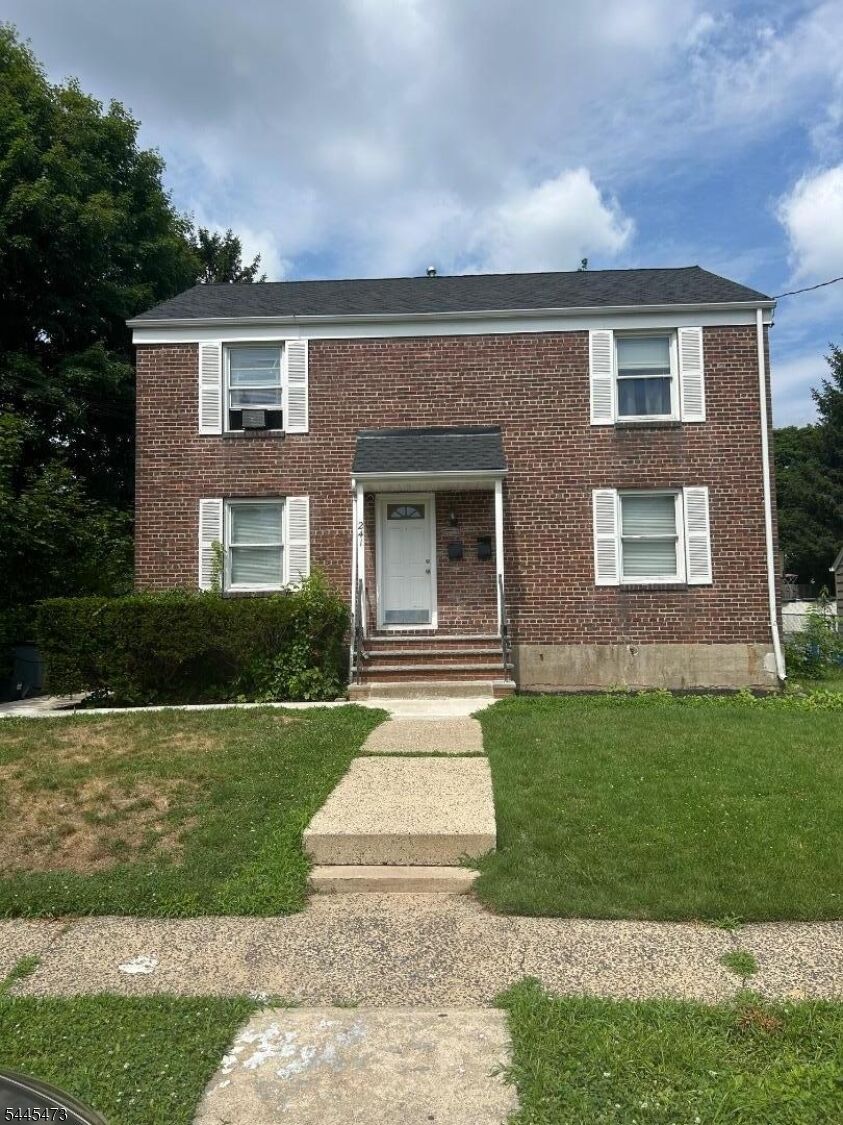 Property Photo:  241 N 3rd Ave  NJ 08835 