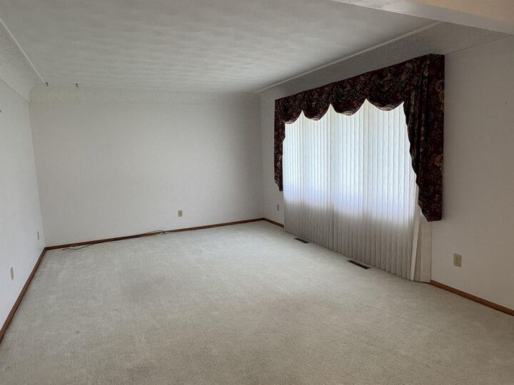 Property Photo:  1135 Main Street  IA 50648 