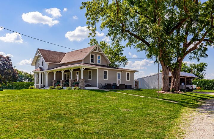 Property Photo: 3229 305th Lane IA 50257