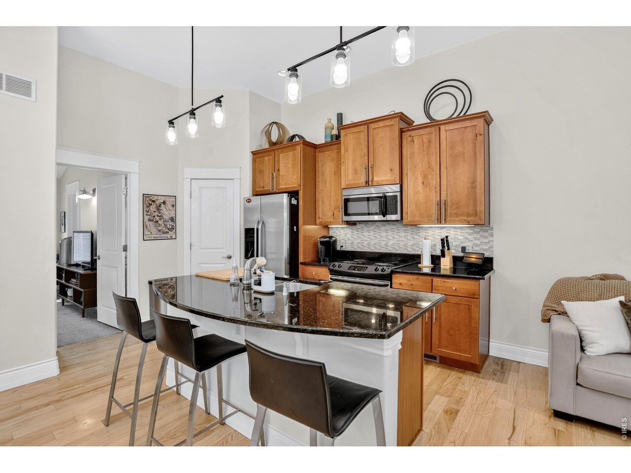 Property Photo: 714 Albion St CO 80220