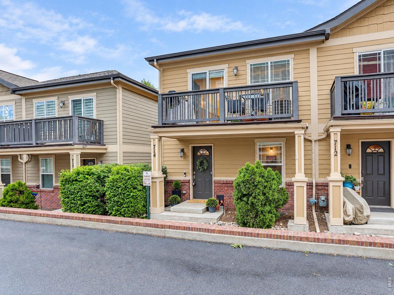 Property Photo: 714 Albion St CO 80220