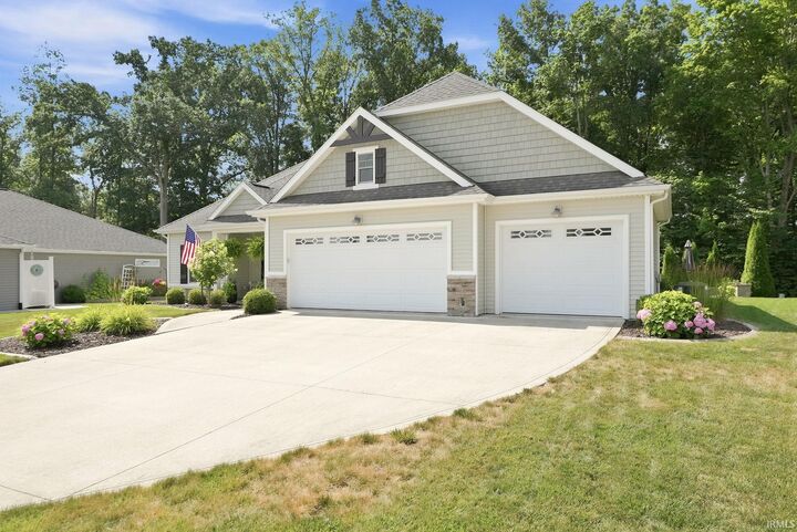 Property Photo: 114 Edenbridge Boulevard IN 46845