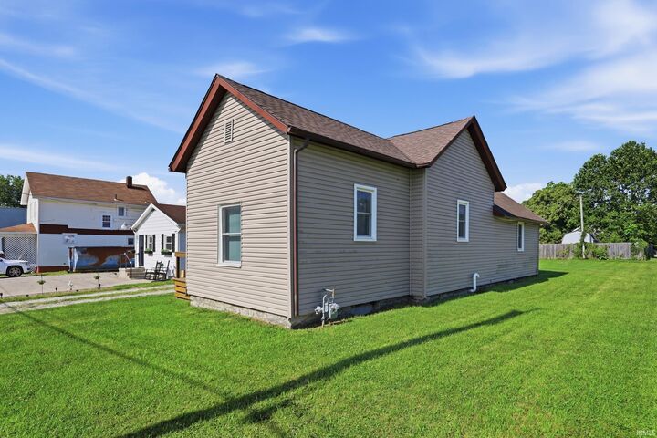 Property Photo:  731 Saint Francis Drive  IN 46808 