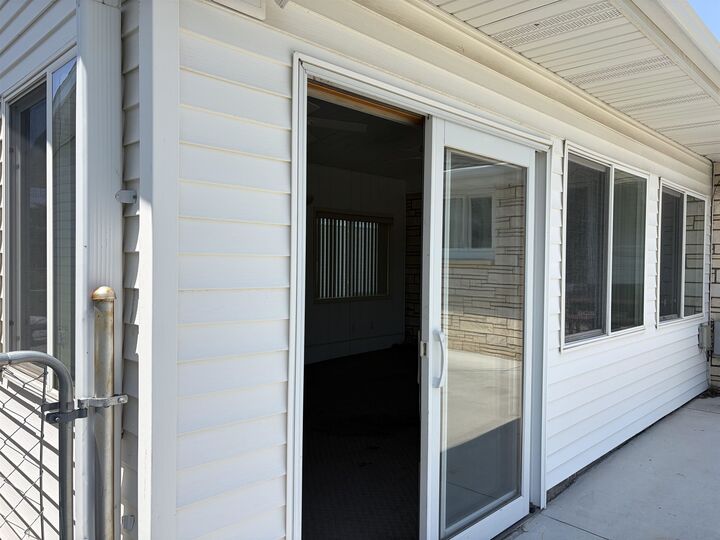 Property Photo: 1202 Bel Aire Rd. NE 69101