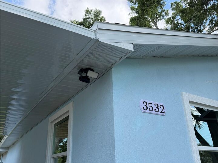 Property Photo:  3532 76th Terrace N  FL 33781 