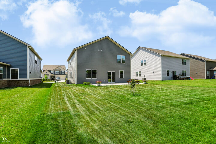Property Photo:  1096 Sunderland Drive  IN 46143 