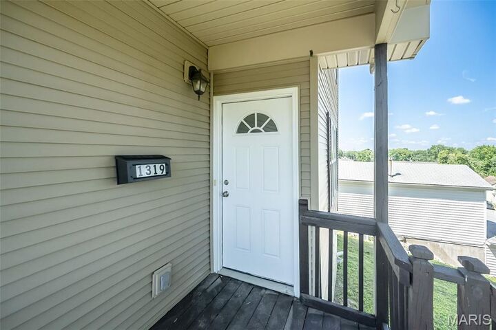 Property Photo: 1319 N 4th Street MO 63301